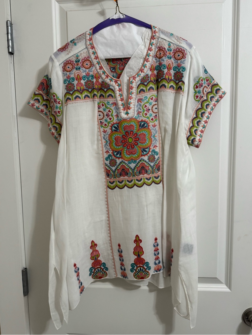 Johnny was Embroidered White Boho Tunic Top